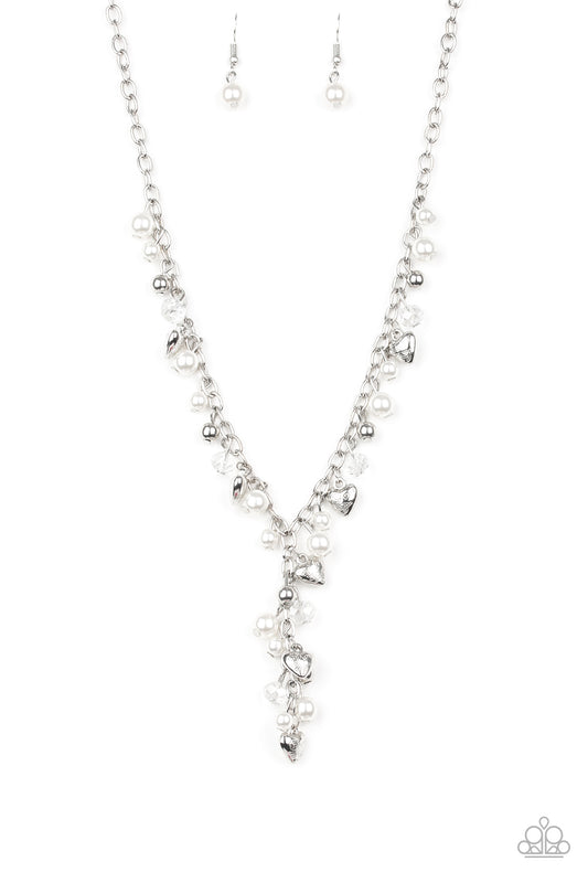 Paparazzi Necklaces - Vintage Heartthrob - White
