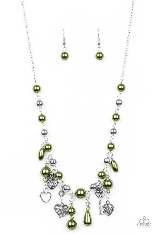 Paparazzi Necklaces - Renaissance Romance - Green