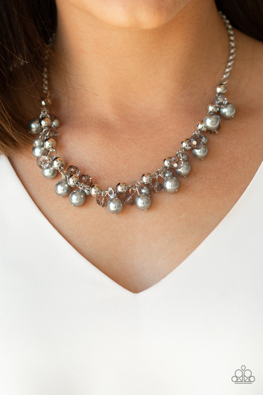 Paparazzi Necklaces - Duchess Royale - Silver