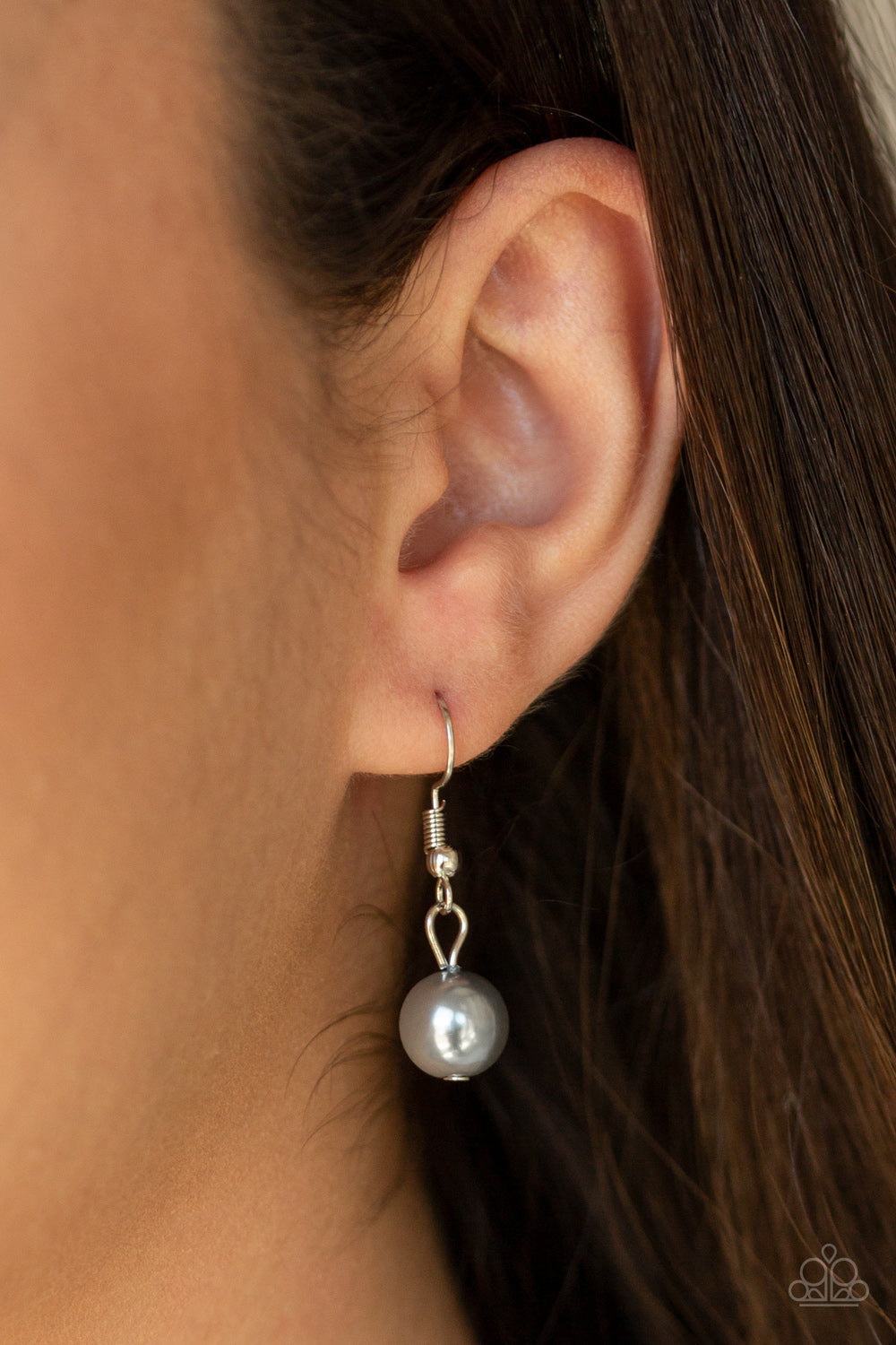 Paparazzi Necklaces - Duchess Royale - Silver