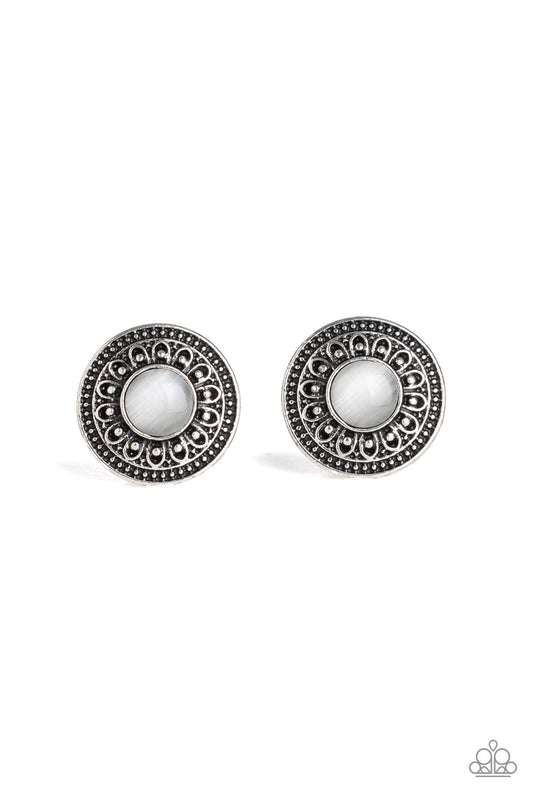Paparazzi Earrings - Fine Flora - White
