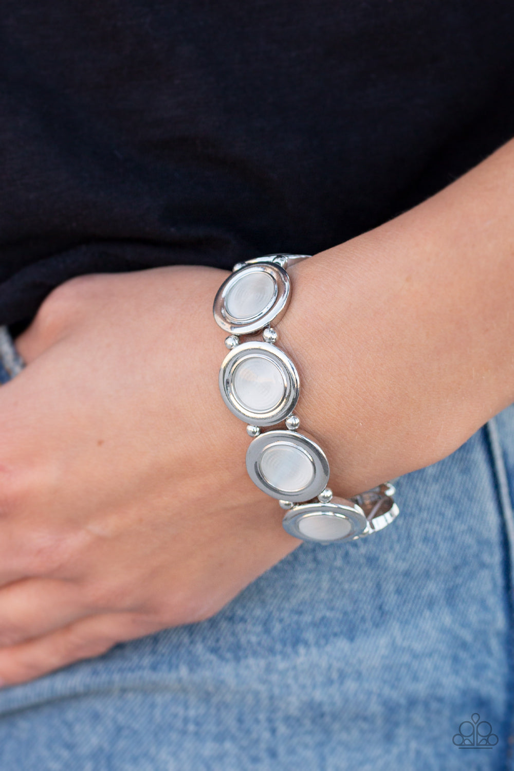 Paparazzi Bracelets - Muster Up The Luster - White