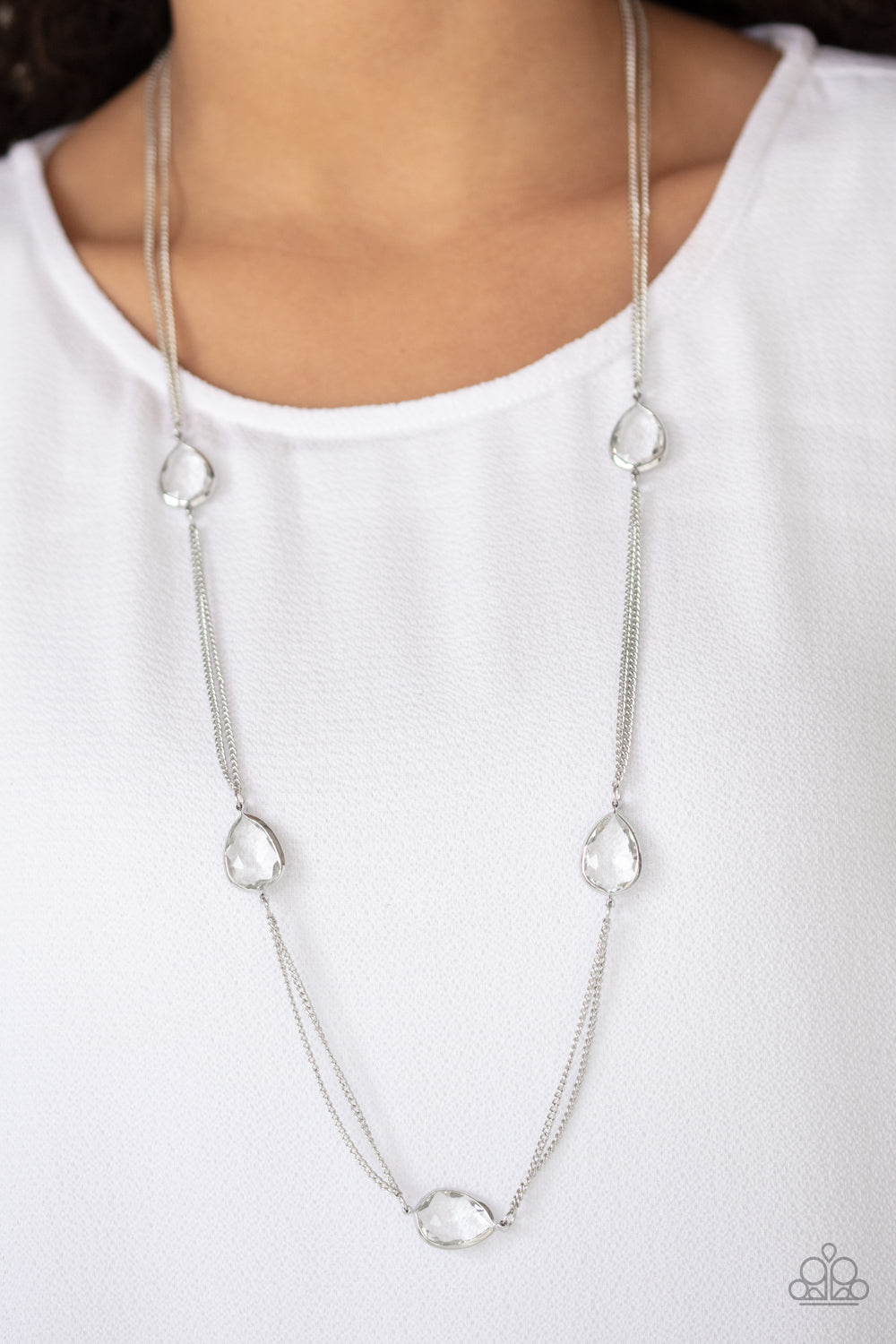 Paparazzi Necklaces - Teardrop Timelessness - White