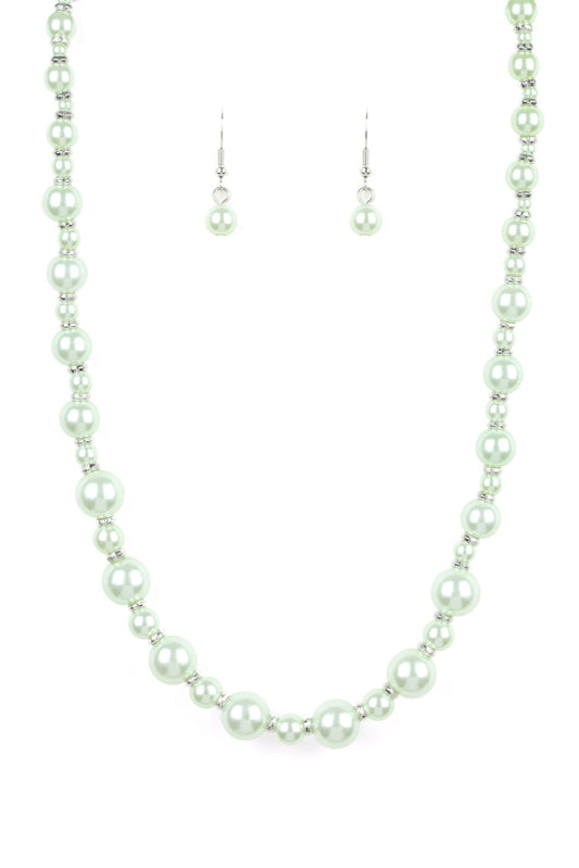 Paparazzi Necklaces - Pearl Heirloom - Green