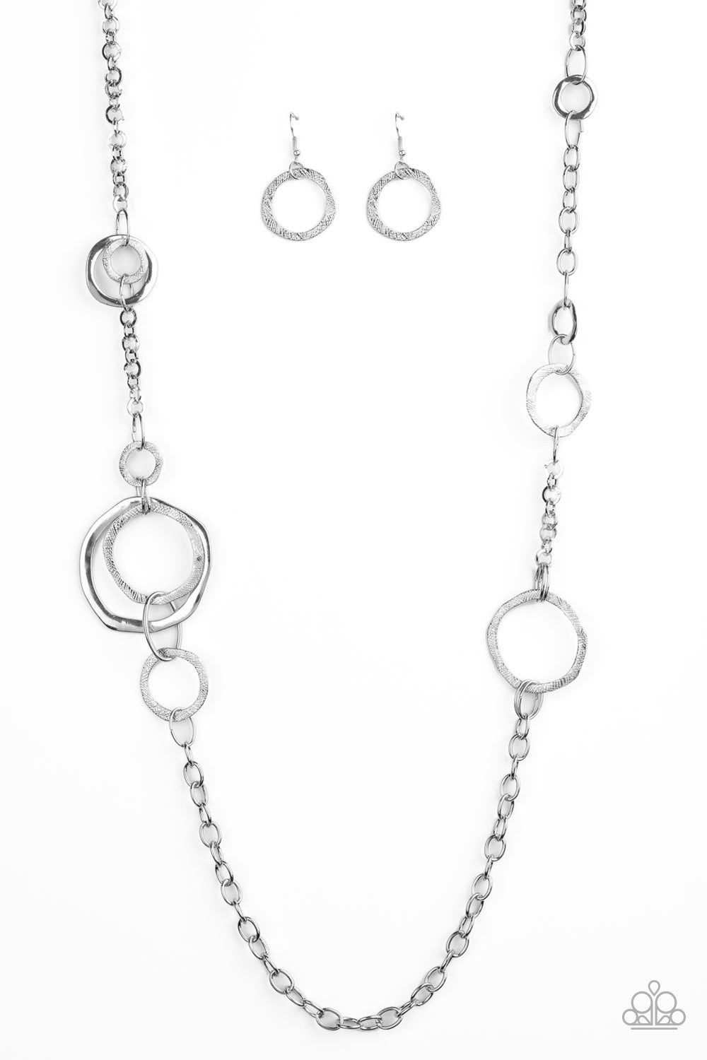Paparazzi Necklaces - Amped Up Metallics - Silver