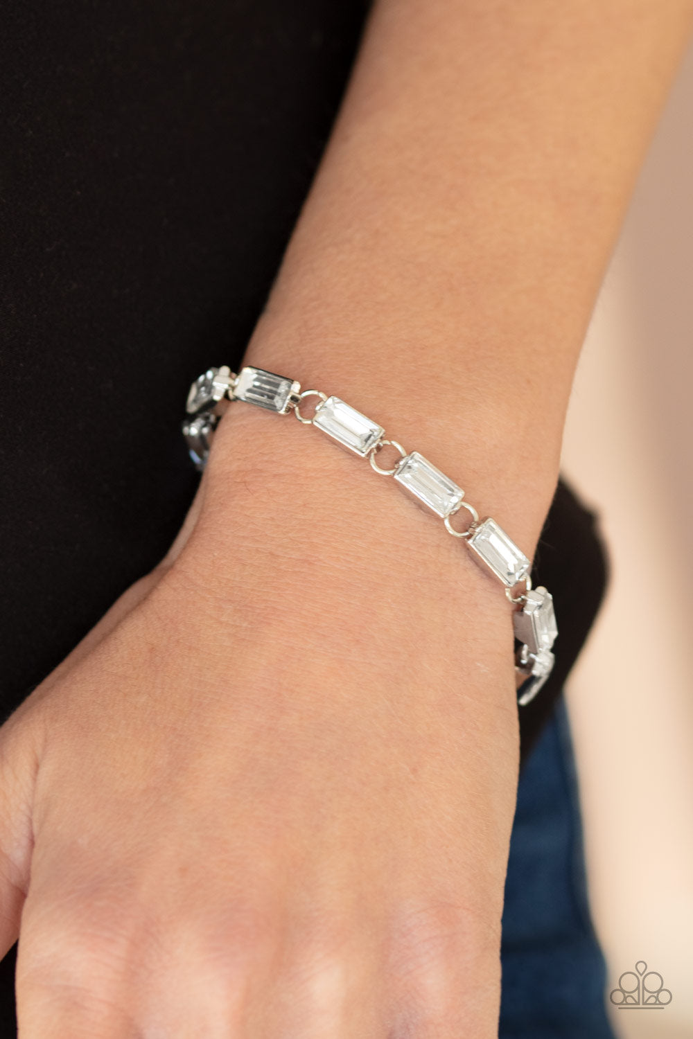 Paparazzi Bracelets - Irresistibly Icy - White