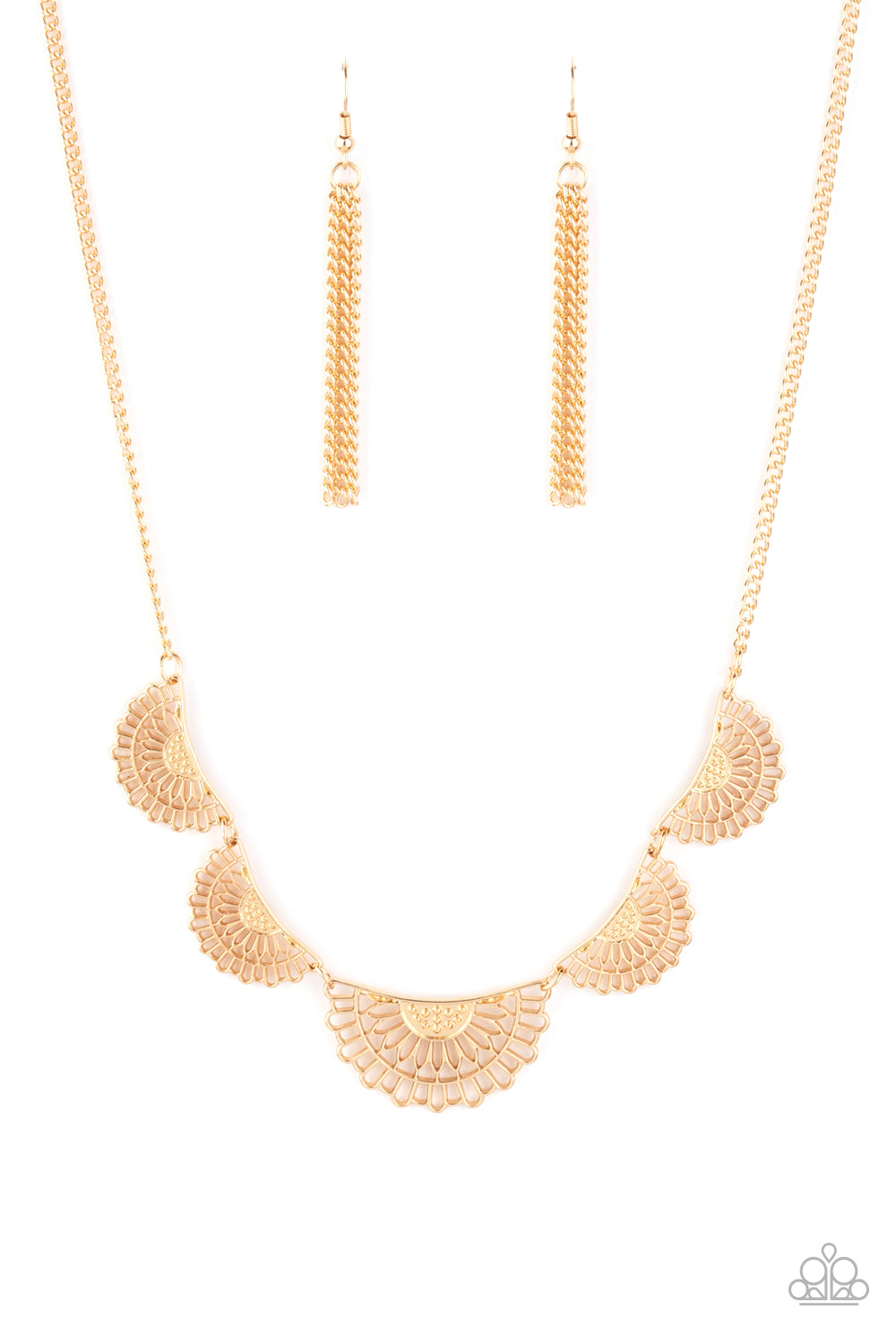 Paparazzi Necklaces - Fanned Out Fashion - gold