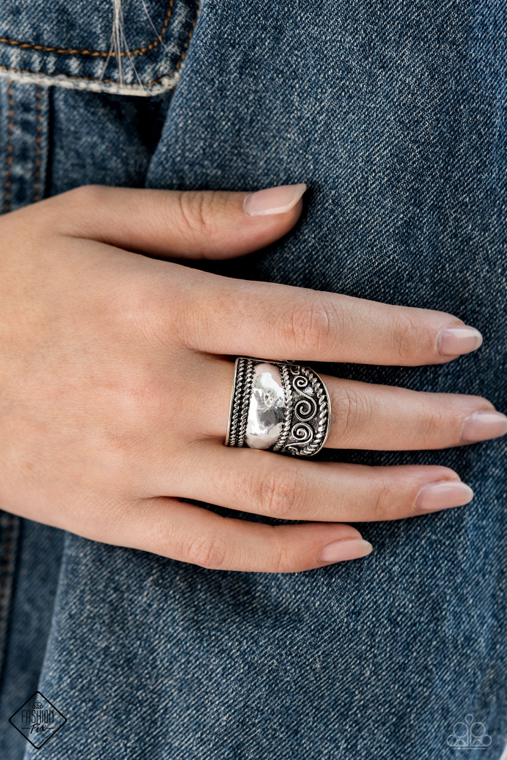 Paparazzi Rings - Texture Tantrum - Silver