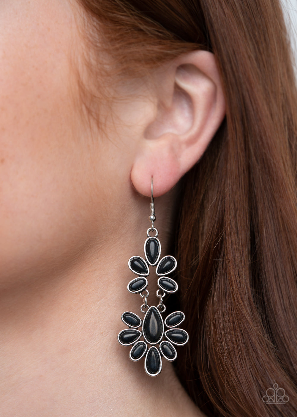 Paparazzi Earrings - Cactus Cruise - Black