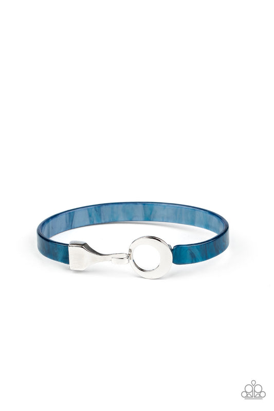 Paparazzi Bracelets - HAUTE Button Topic - Blue