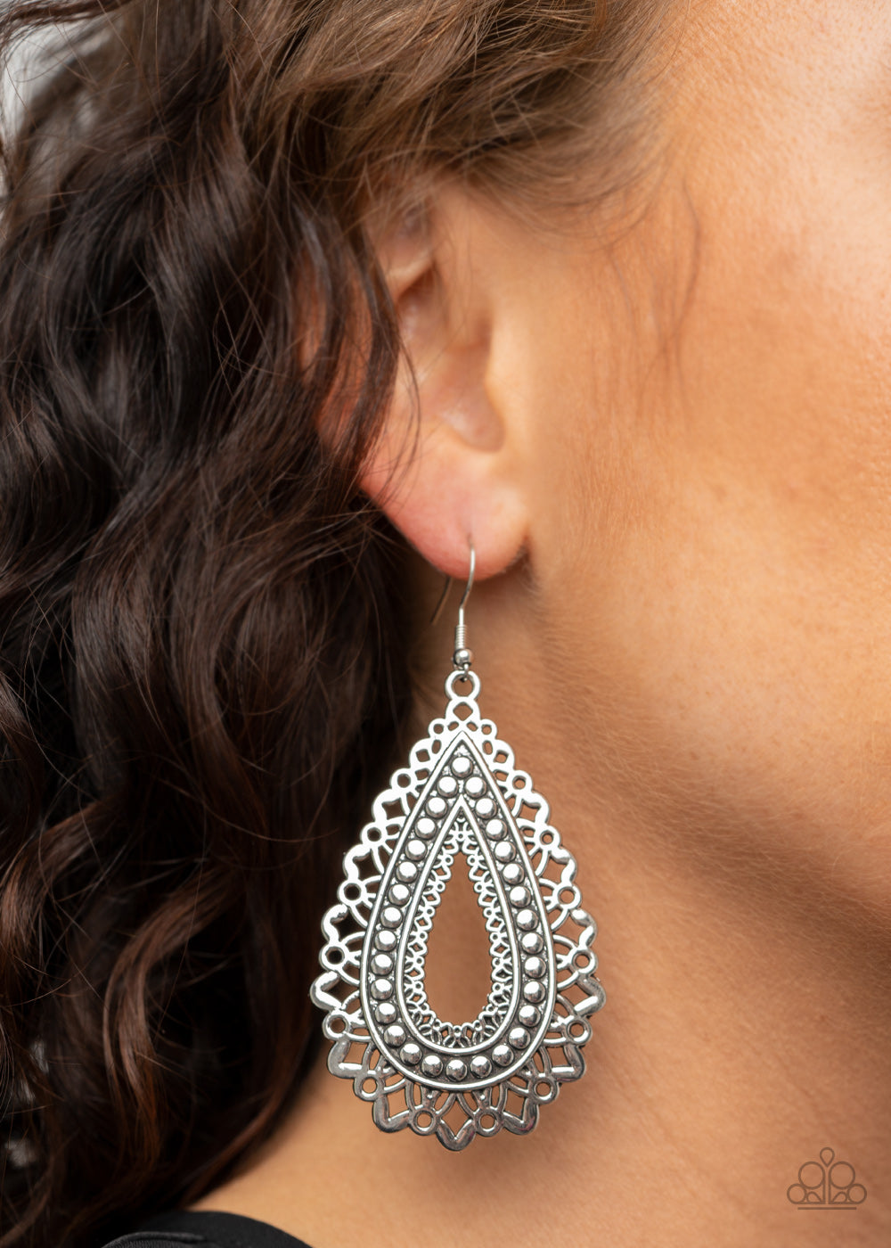 Paparazzi Trending Texture Silver Fishhook Earrings