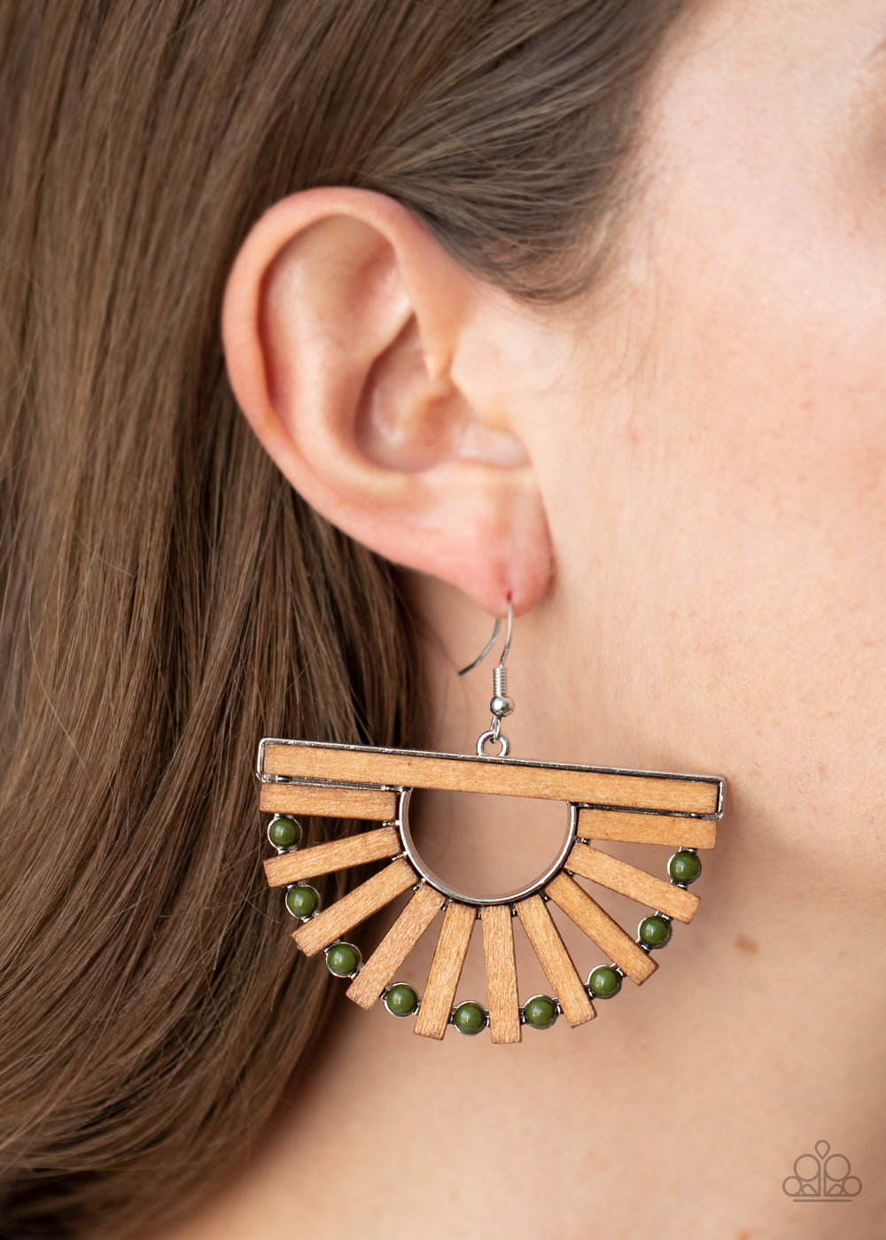 Paparazzi Earrings - Wooden Wonderland - Green