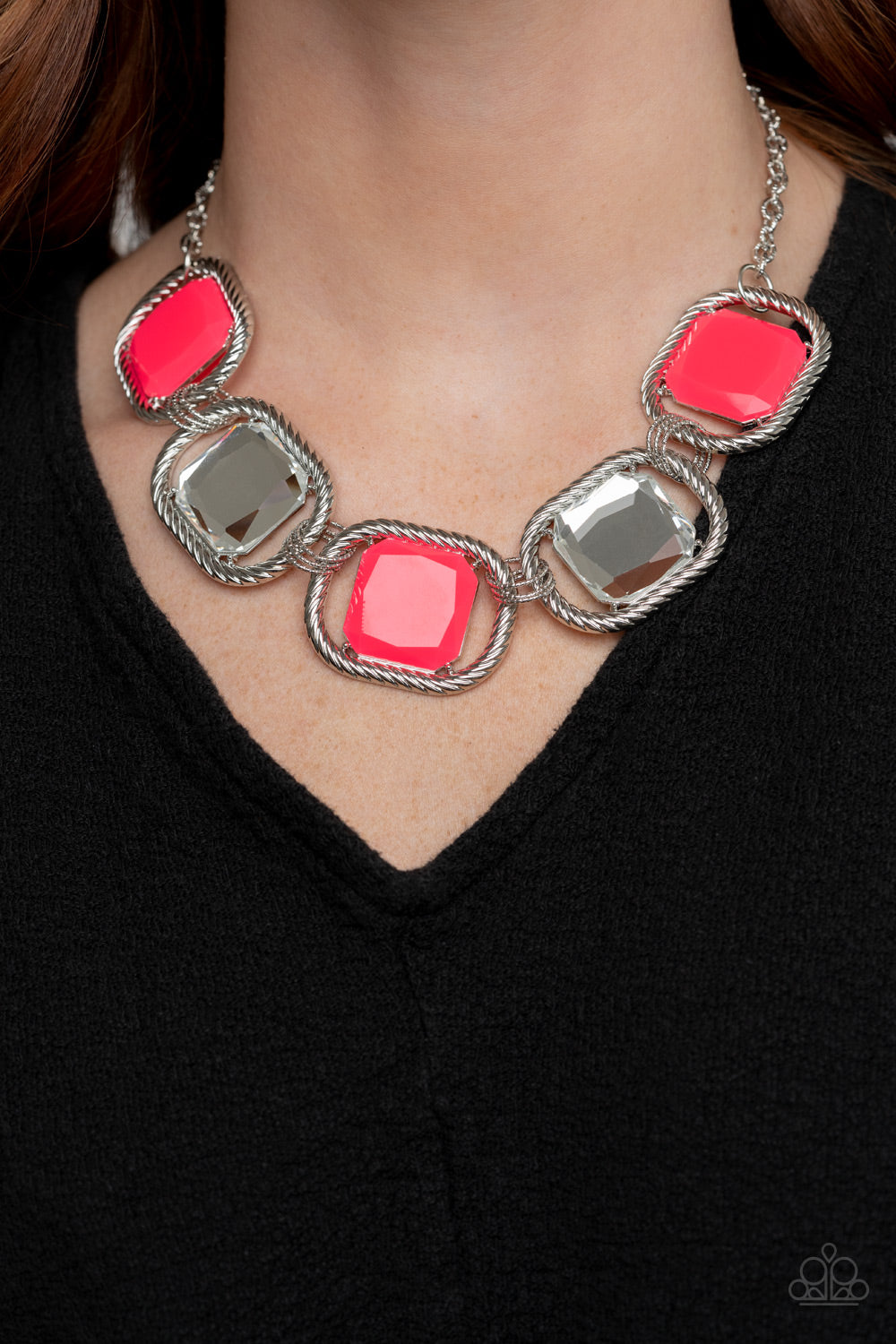 Paparazzi Necklaces - Pucker Up - Pink