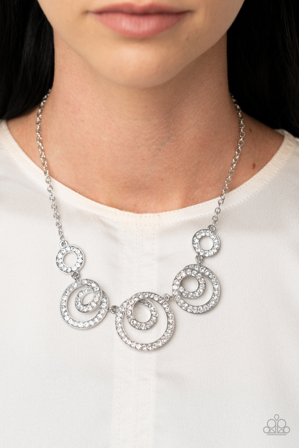 Paparazzi Necklaces - Total Head - Turner - White
