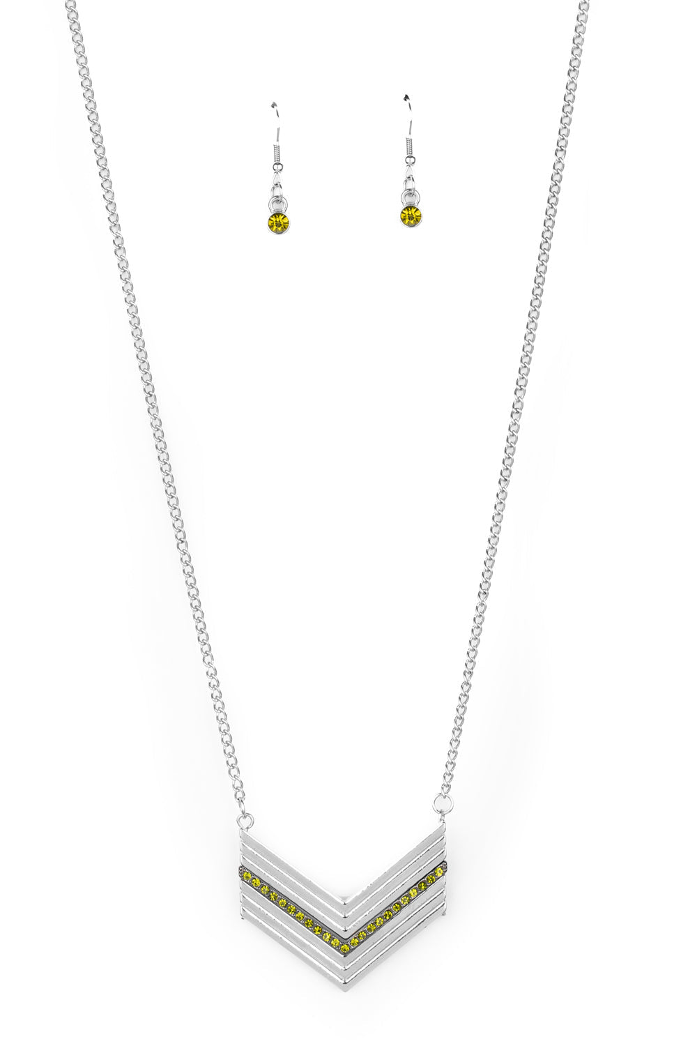 Paparazzi Necklaces - Armed and FABULOUS - Green