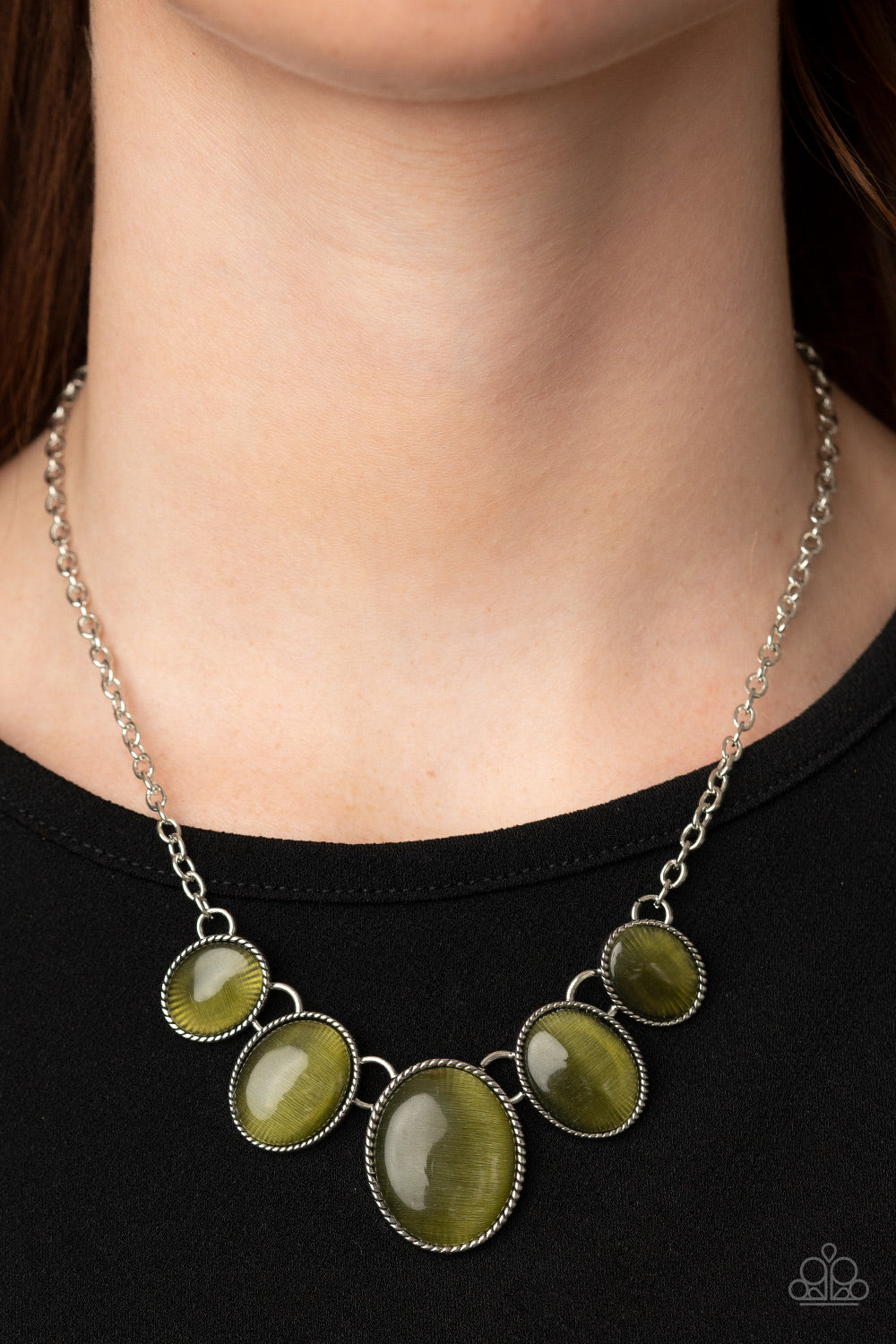 One Can Only GLEAM - Green - Paparazzi Necklaces