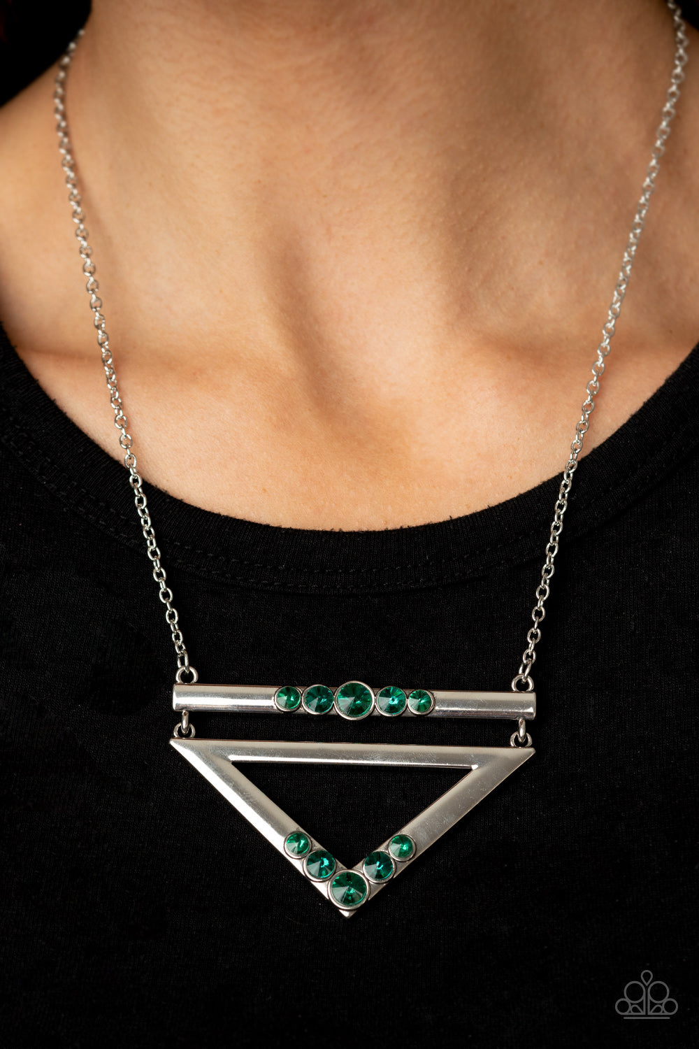 Paparazzi Necklaces - Triangulated Twinkle - Green