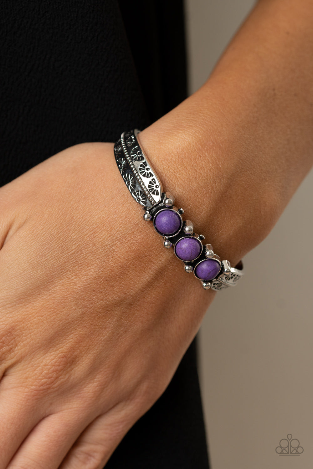 Paparazzi Bracelets - Mojave Glyphs - Purple