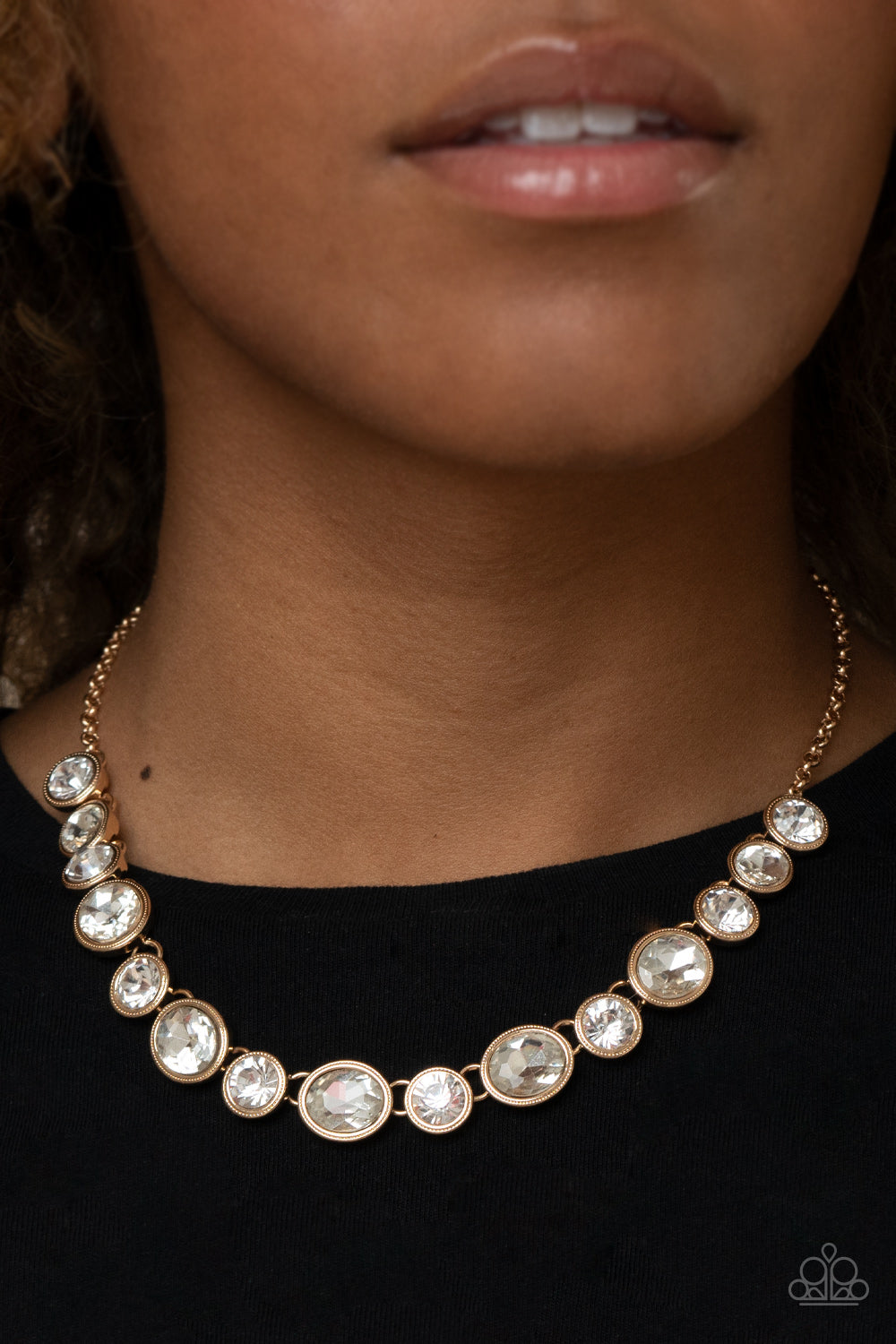 Paparazzi Necklaces - Girls Gotta Glow - Gold