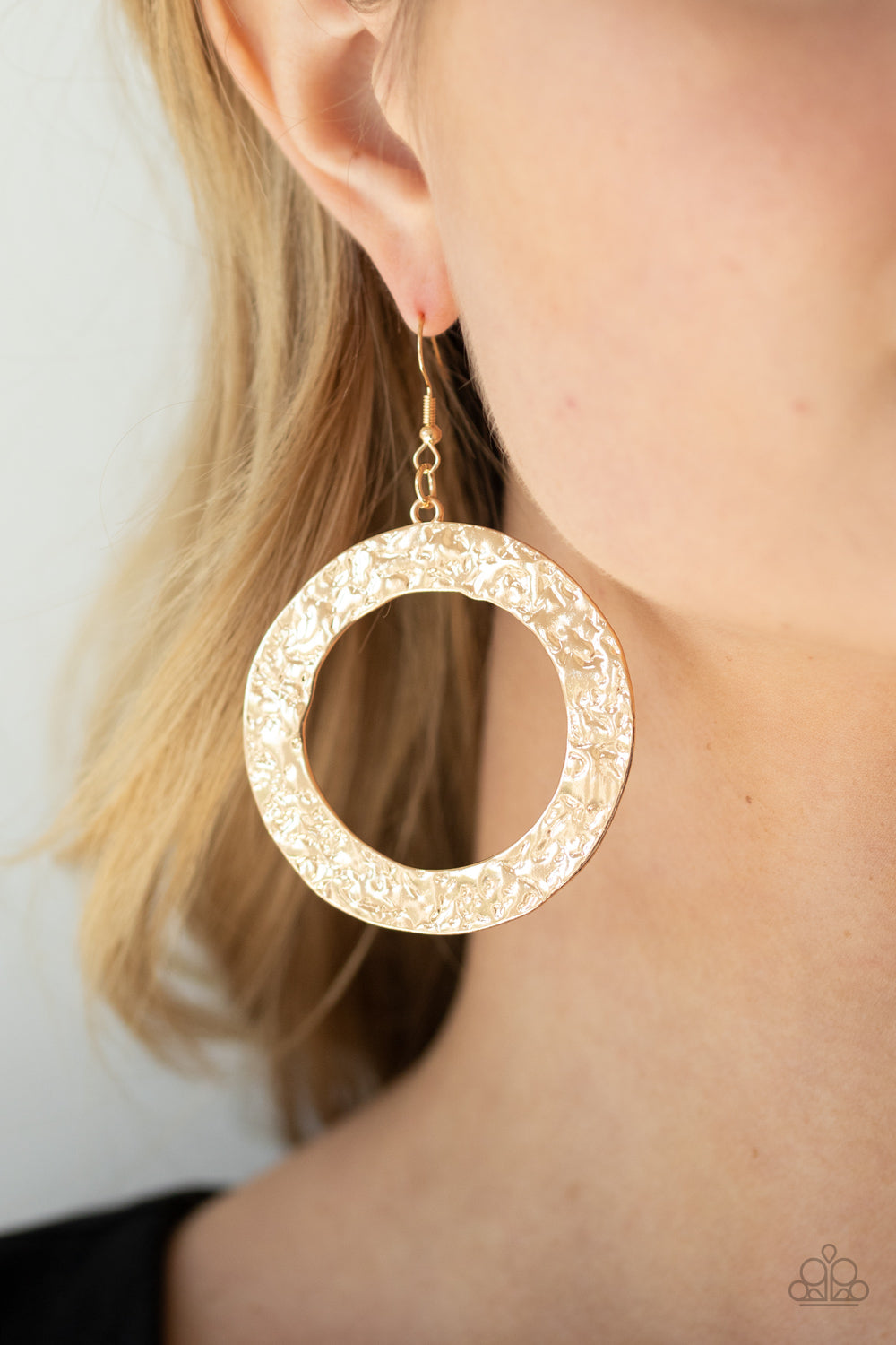 Paparazzi Earrings - PRIMAL Meridian - Gold