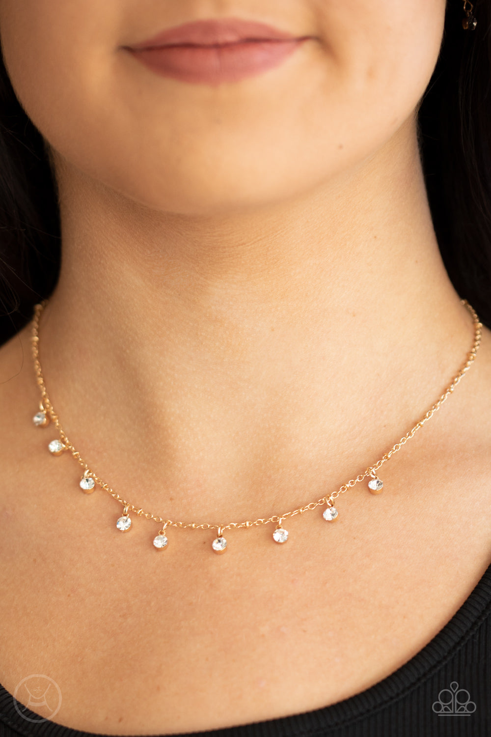 Paparazzi Necklaces - Dainty Diva - Gold