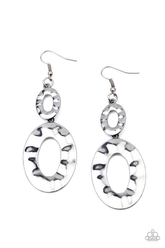 Paparazzi Earrings - Bring On The Basics - Black
