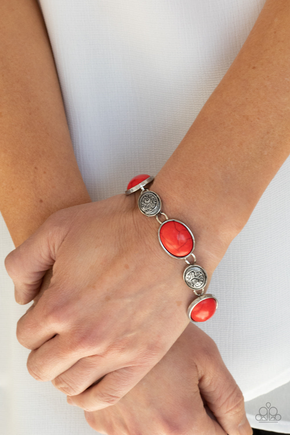 Paparazzi Bracelets - Cactus Country - Red