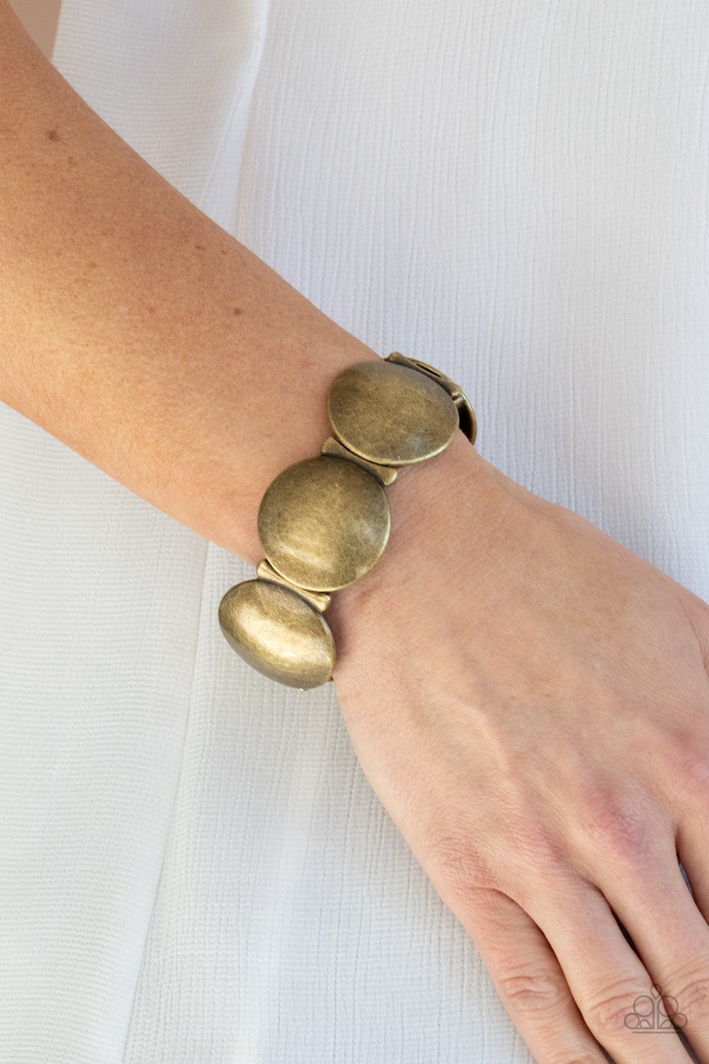 Paparazzi Bracelets - Going, Going, Gong! - Brass