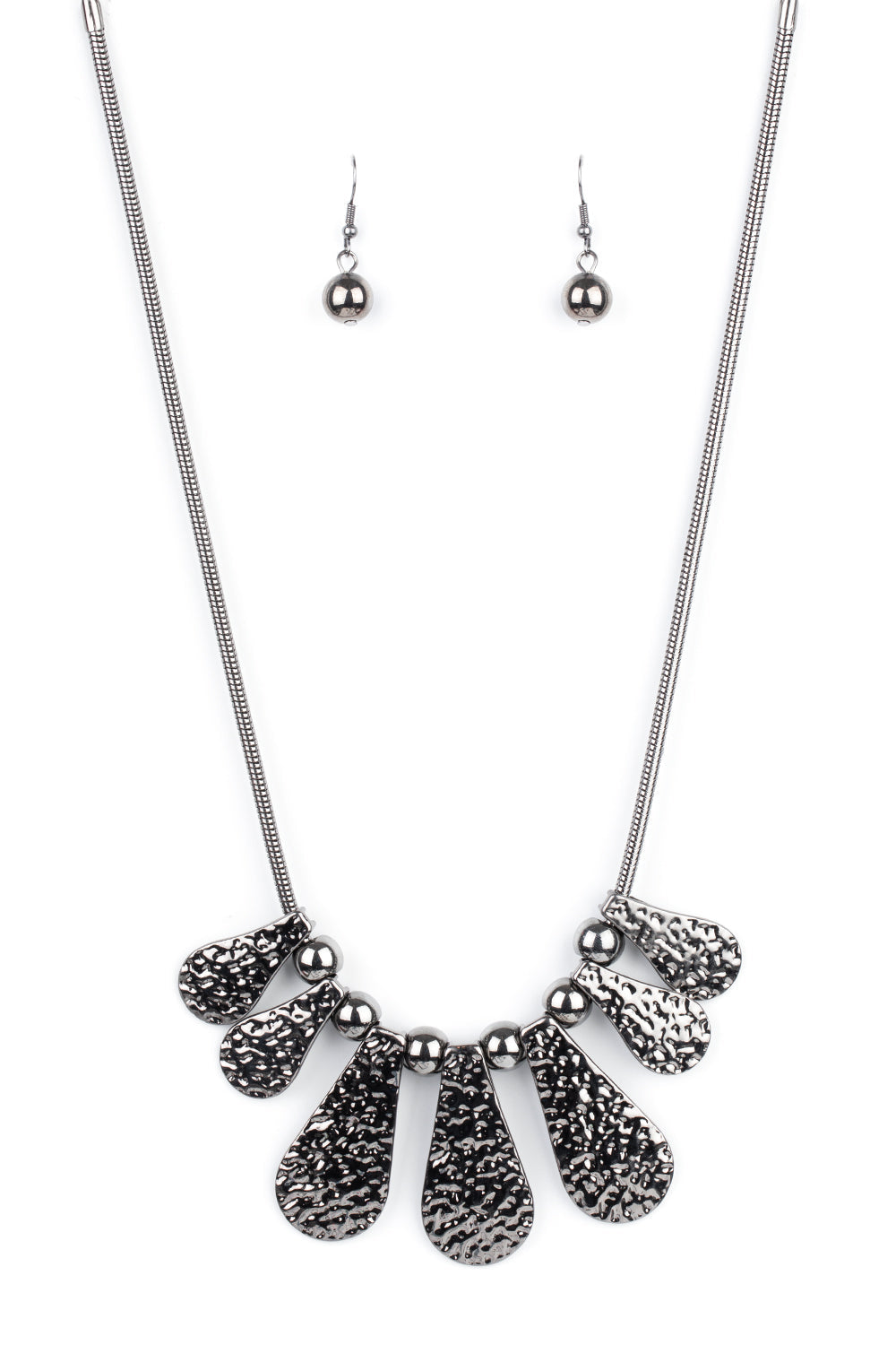 Paparazzi Necklaces - Gallery Goddess - Black