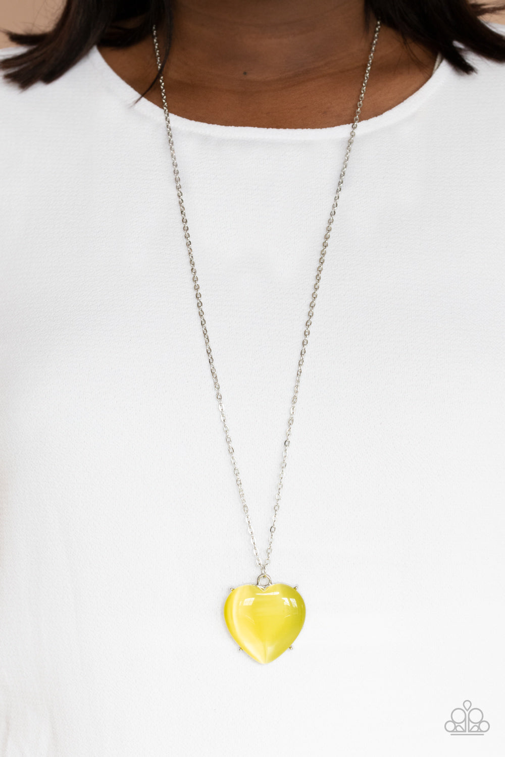 Paparazzi Necklaces - Warmhearted Glow - Yellow