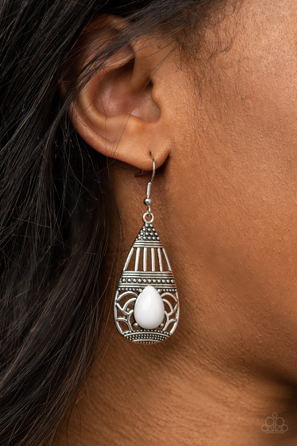Paparazzi Earrings - Eastern Essence - White