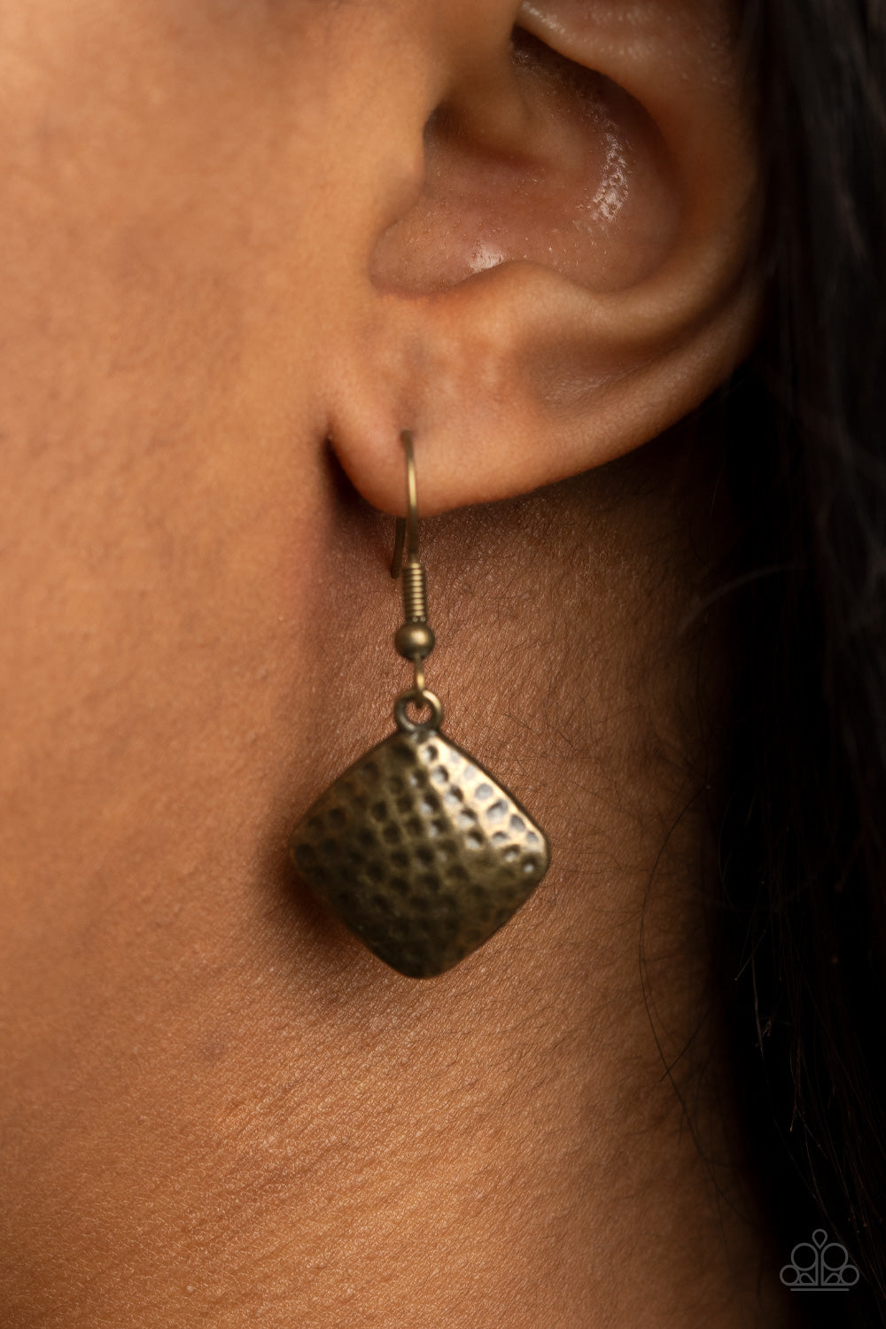 Paparazzi Necklaces - Keeping It Relic - Brass