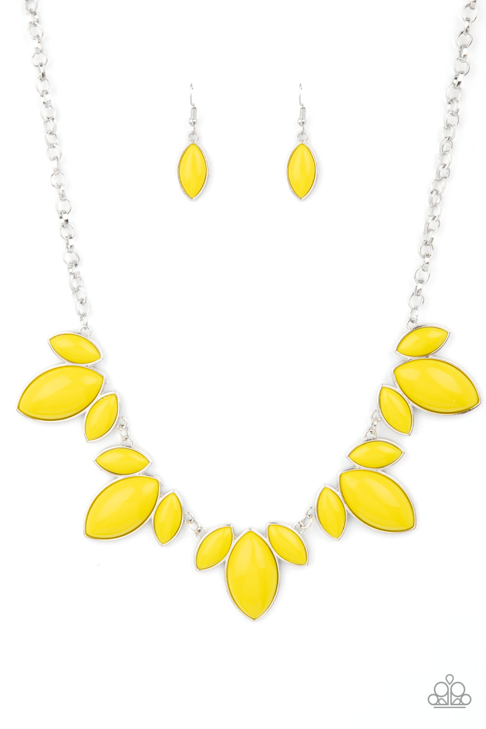 Paparazzi Necklaces - Viva La Vacation - Yellow