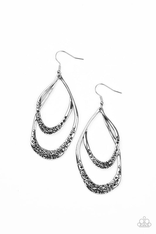 Paparazzi Earrings - Beyond Your Gleams - Silver
