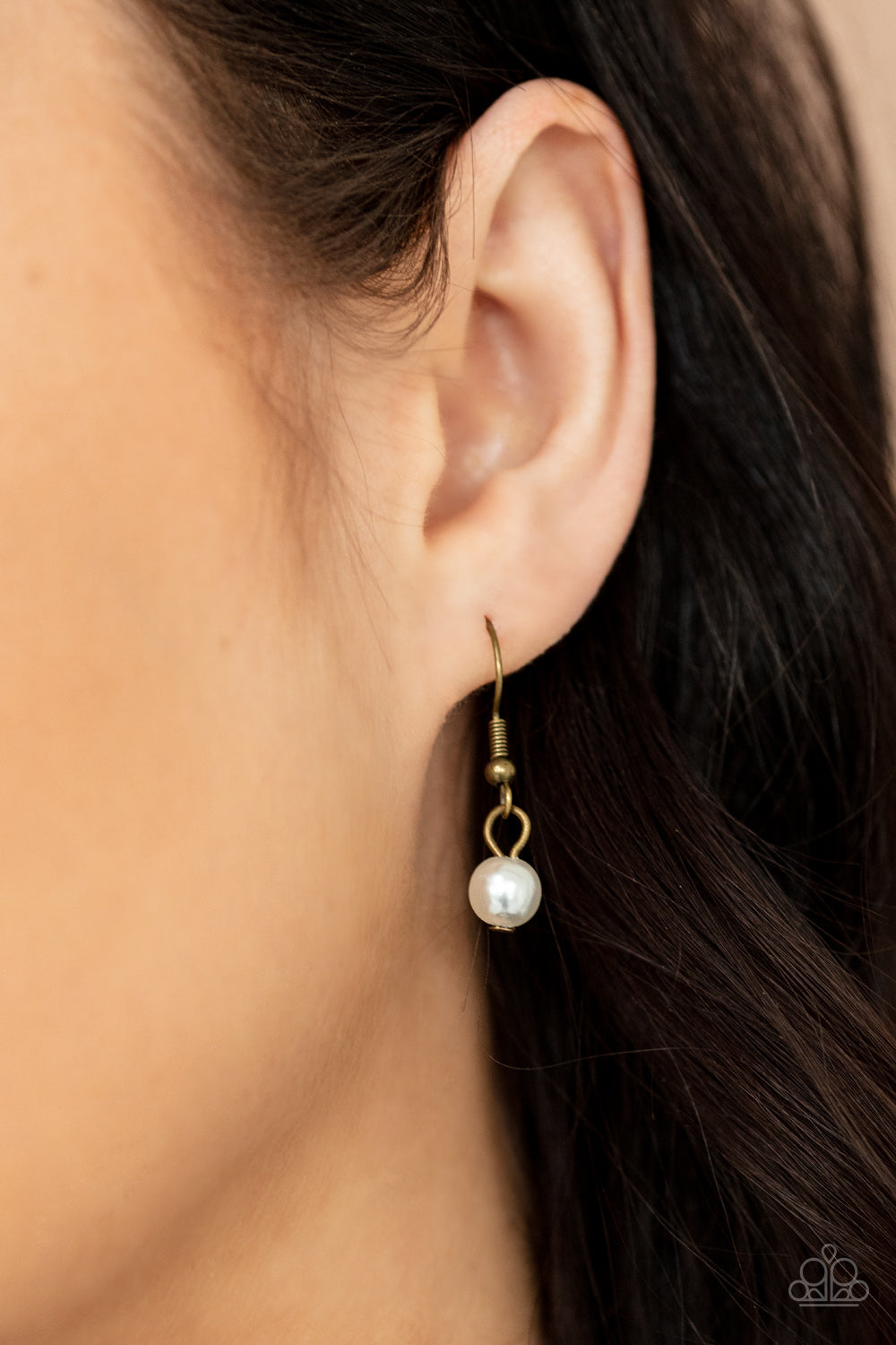 Paparazzi Necklaces - Down For The Countess - Brass