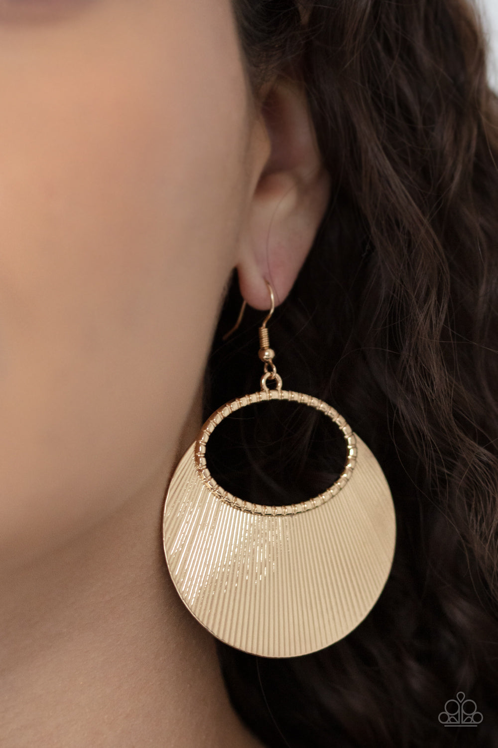 Paparazzi Earrings - Fan Girl Glam - Gold