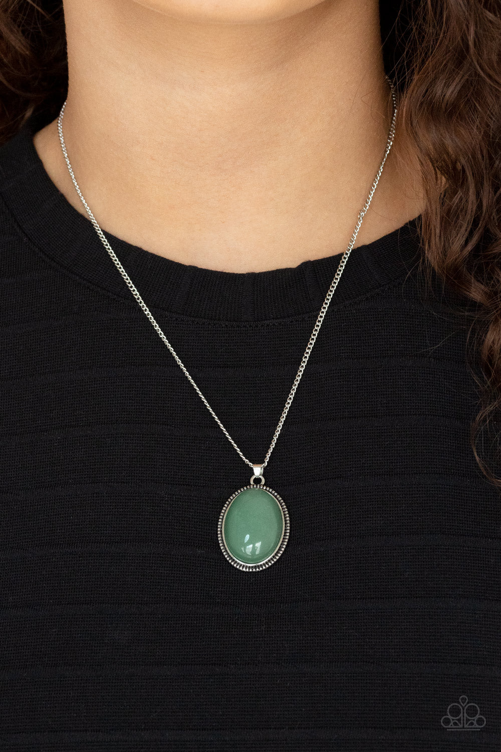 Paparazzi Necklaces - Tranquil Talisman - Green