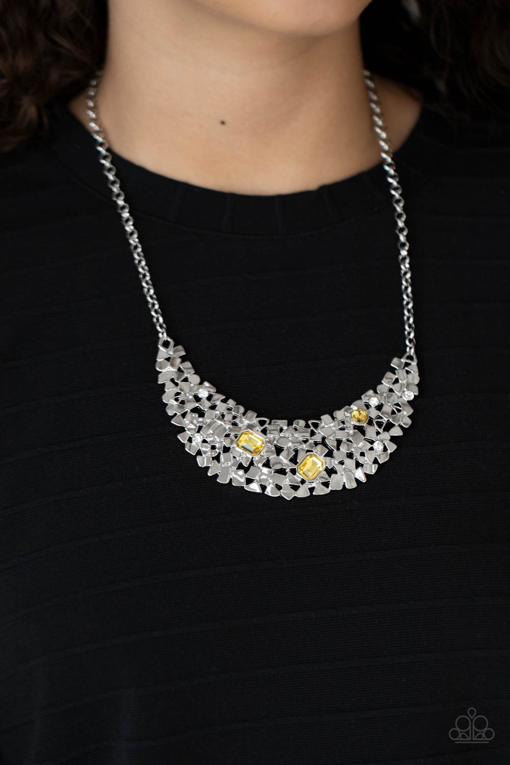 Paparazzi Necklaces - Fabulously Fragmented - Yellow