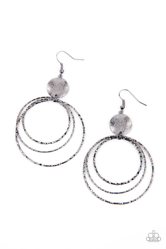 Paparazzi Earrings - Universal Rehearsal - Black