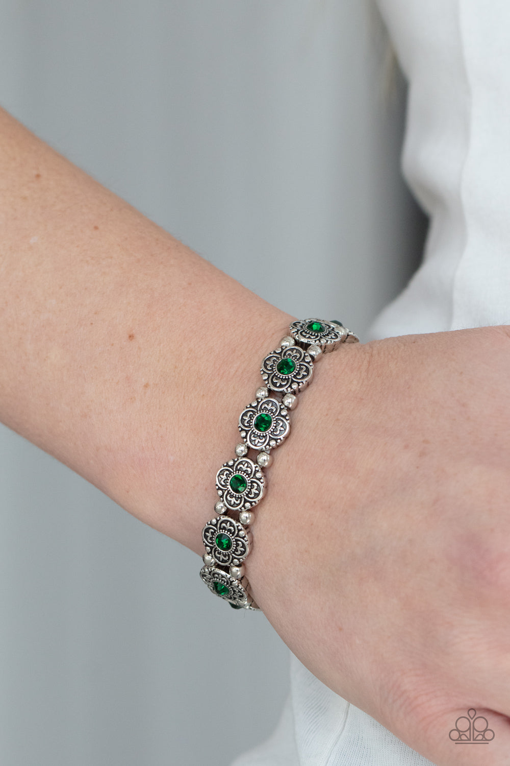 Paparazzi Bracelets - Tres Magnifique - Green