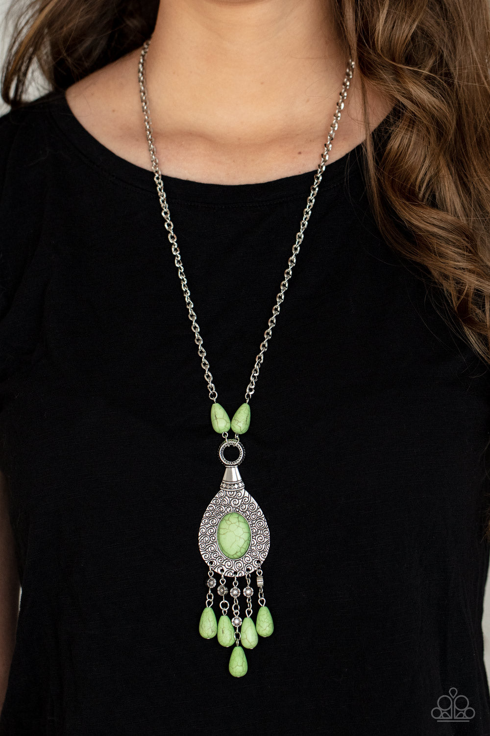 Paparazzi Necklaces - Cowgirl Couture - Green