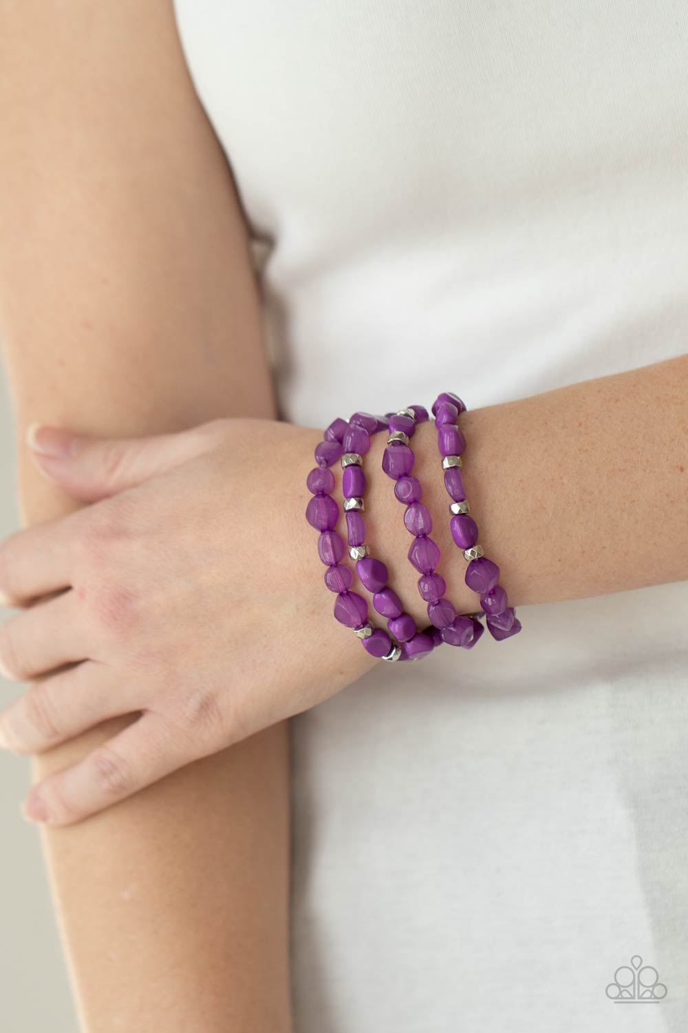 Paparazzi Bracelets - Nice Glowing - Purple