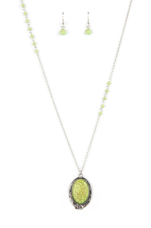 Paparazzi Necklaces - Plateau Paradise - Green