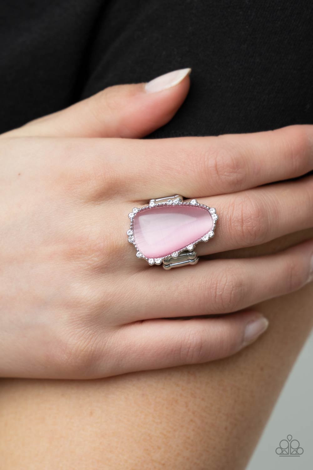 Paparazzi Rings - Newport Nouveau - Pink