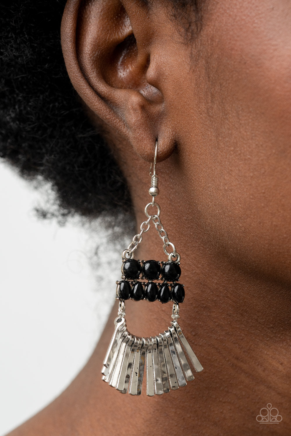 Paparazzi Earrings - A Flare For Fierceness - Black