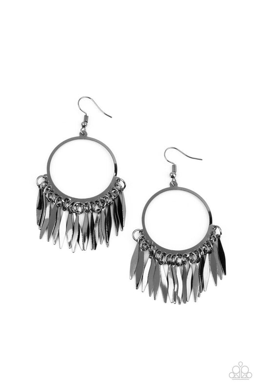 Paparazzi Earrings - Radiant Chimes - Black