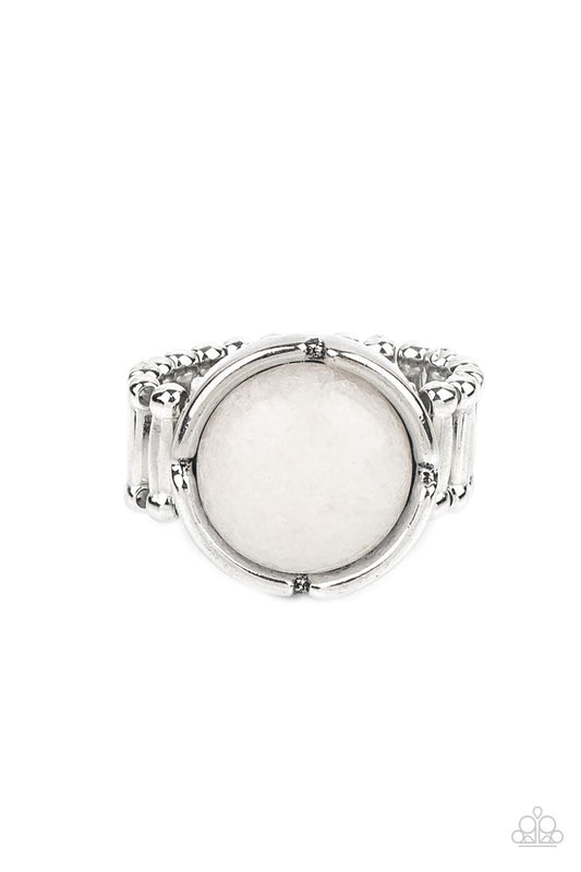 Paparazzi Rings - Dreamy Dunes - White