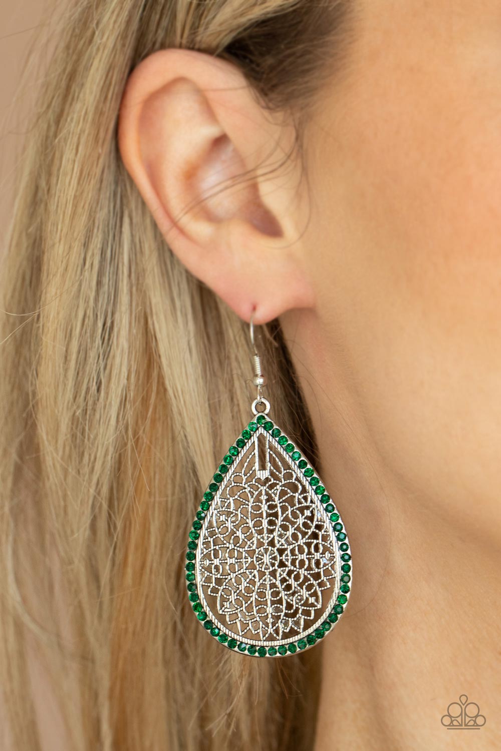 Paparazzi Earrings - Fleur de Fantasy - Green