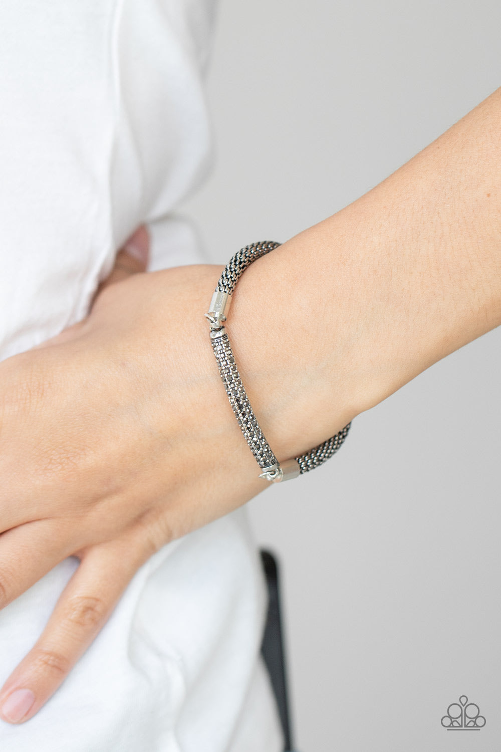 Paparazzi Bracelets - Fearlessly Unfiltered - Silver