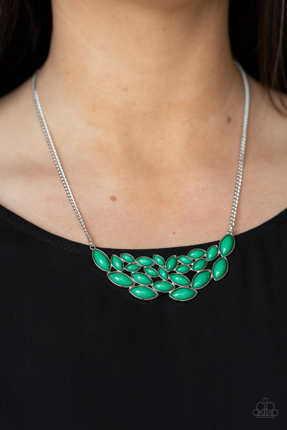 Paparazzi Necklaces - Eden Escape - Green